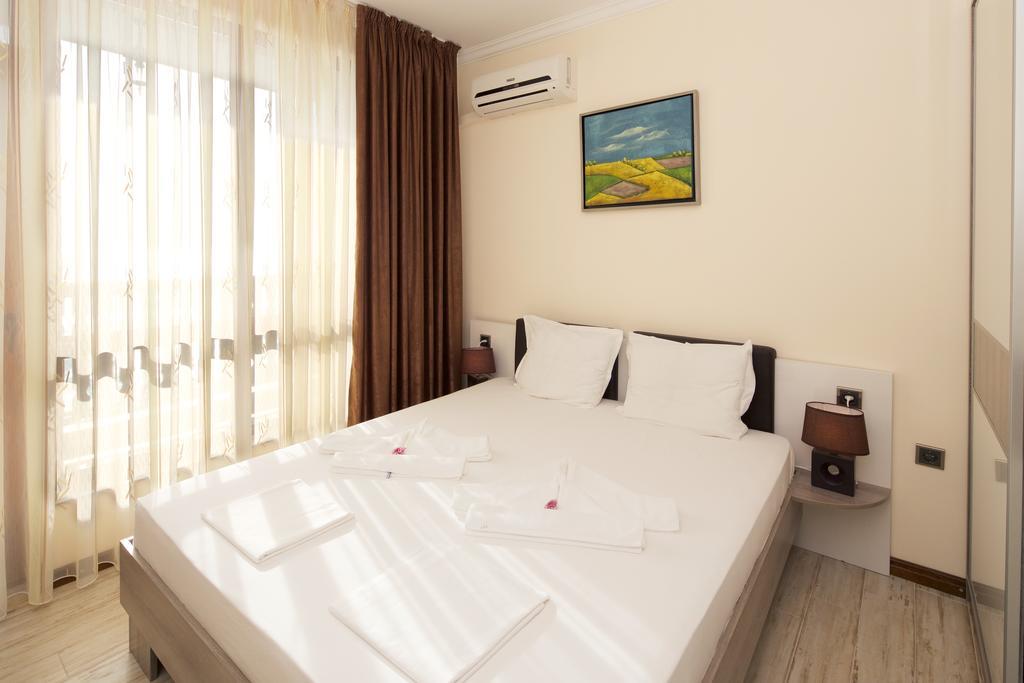 Mars Apartments In Tryavna Beach Complex Sveti Vlas Værelse billede